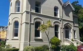 Oakhurst Guesthouse